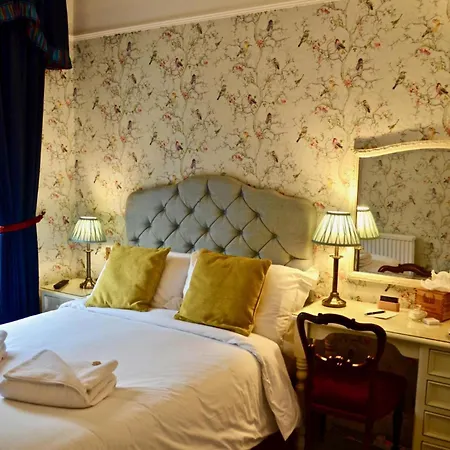 23 St Mary's Bed & Breakfast 4*