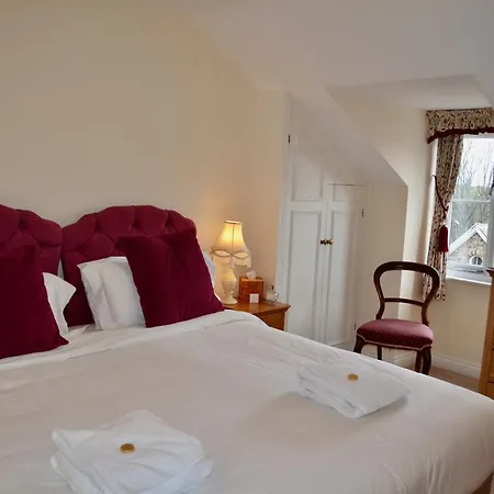 23 St Mary's 4*