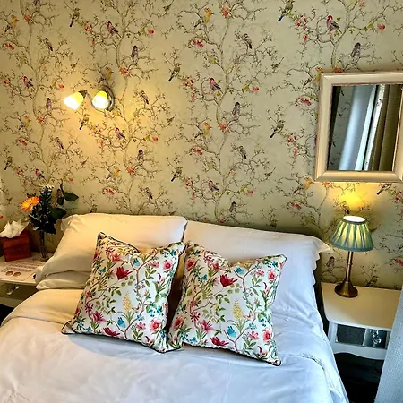 23 St Mary's 4* York