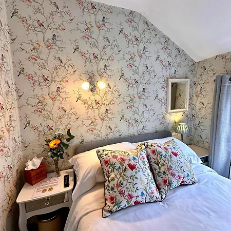 23 St Mary's Bed & Breakfast York