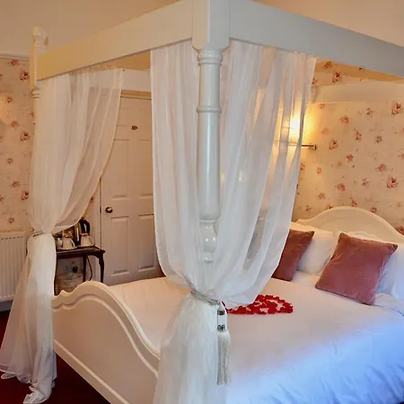 Bed and Breakfast 23 St Mary's 4*