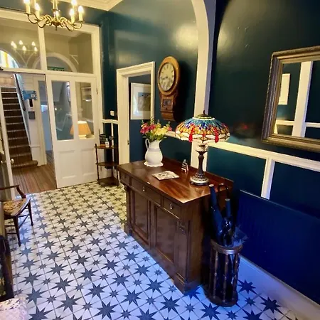 23 St Mary's Bed & Breakfast 4*