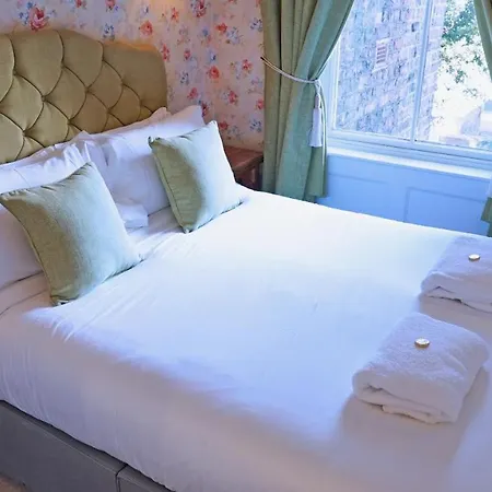 Bed and Breakfast 23 St Mary's 4*