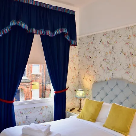 Bed and Breakfast 23 St Mary's 4*