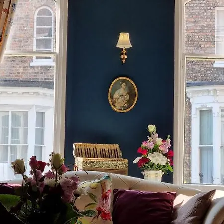 23 St Mary's Bed and Breakfast