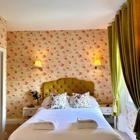 23 St Mary's 4* York