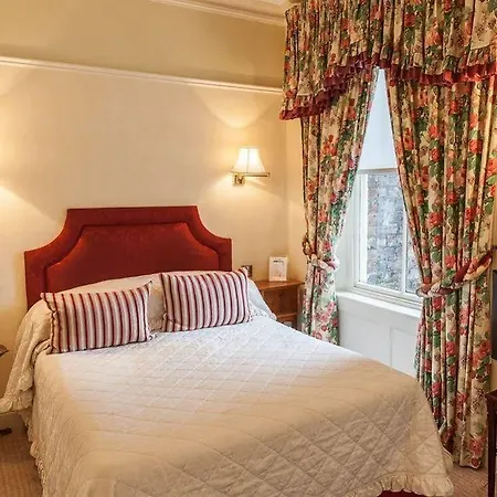 23 St Mary's Bed & Breakfast York